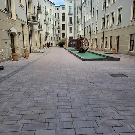 Danoe Apartment *